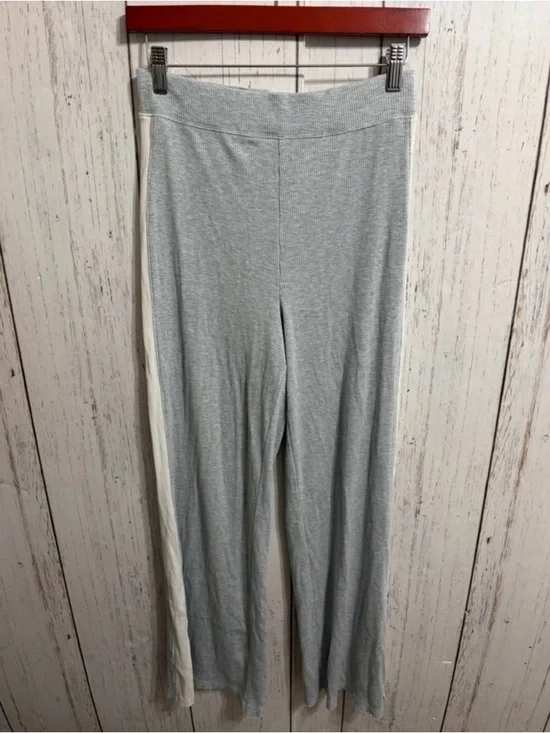 aerie Gray Ribbed Lounge Pants with White Side Stripe Detail - Picture 2 of 7